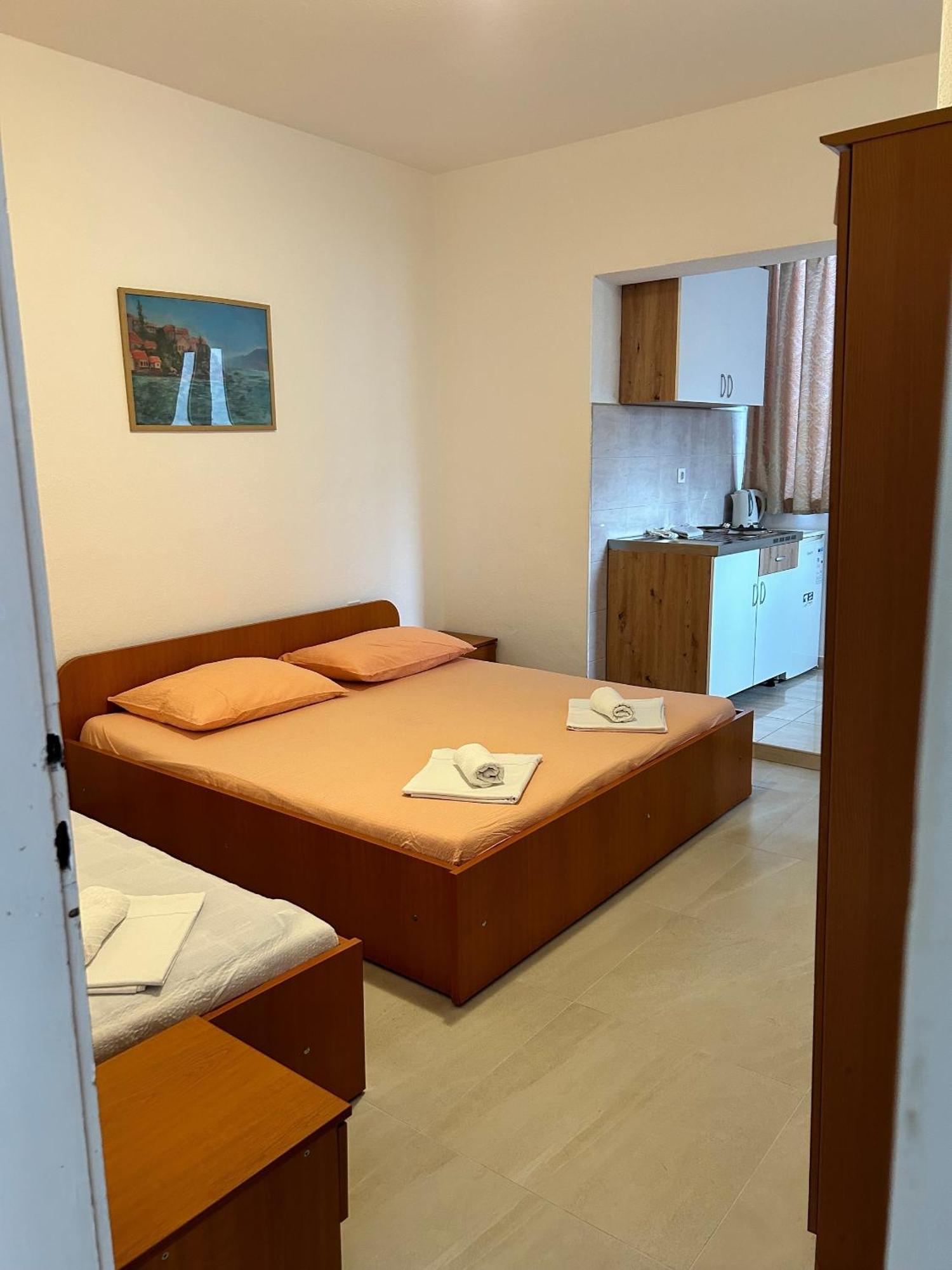 Apartments By The Sea Podaca, Makarska - 4734 エクステリア 写真